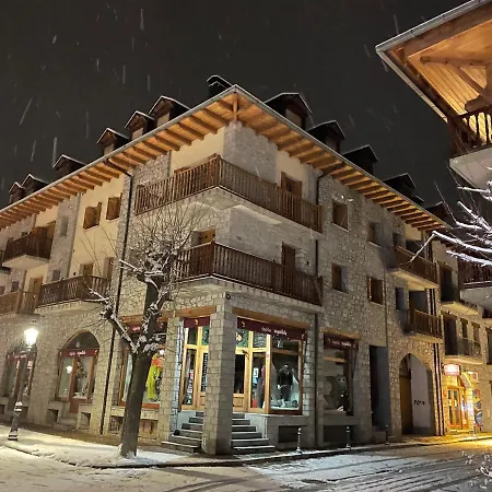 Apartamento El Tilo De Benas Benasque Exterior photo