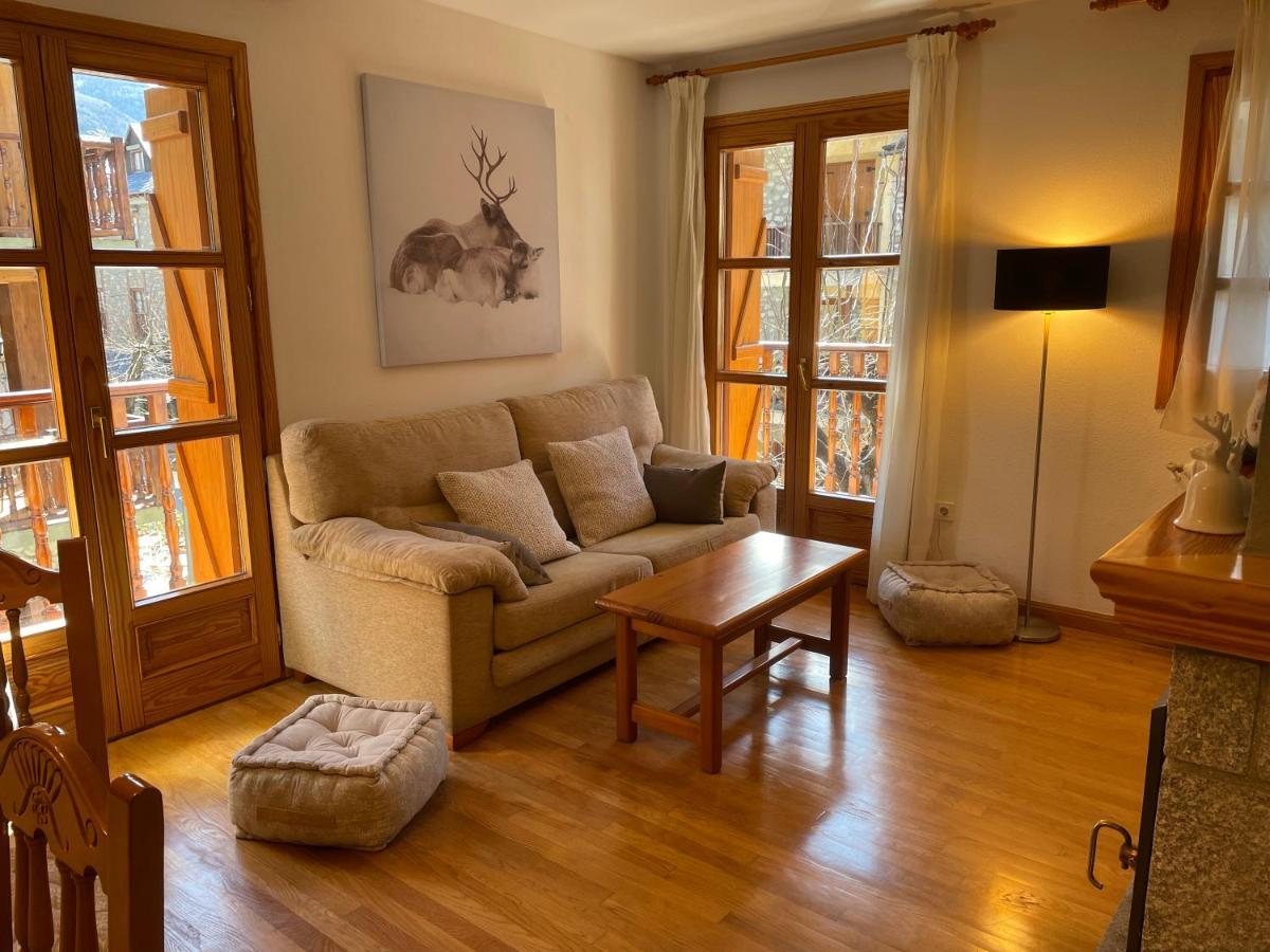 El Tilo De Benas Apartment